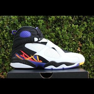 Retro Jordan 8s , like  7/10 condition!