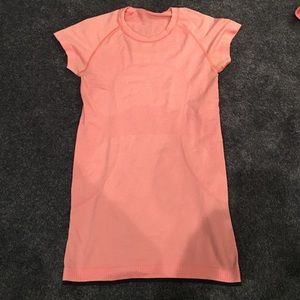 Lululemon shirt