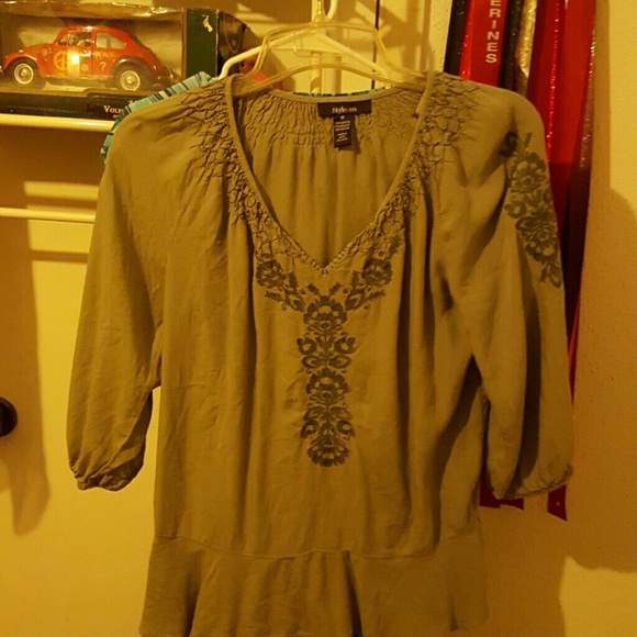 Tunic - Picture 1 of 1