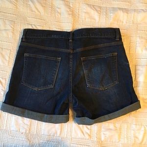 Gap 1969 Sexy Boyfriend Shorts Dark Wash Denim s27