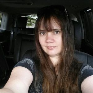 Meet your Posher, Charlene