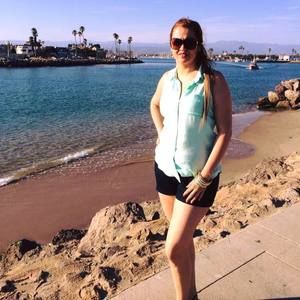 Meet your Posher, Monica