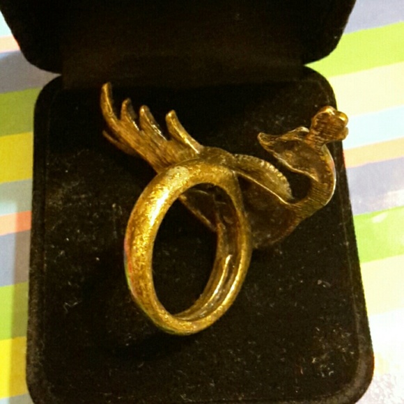 Ring - Picture 4 of 4