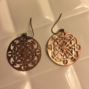 Detailed drop earrings