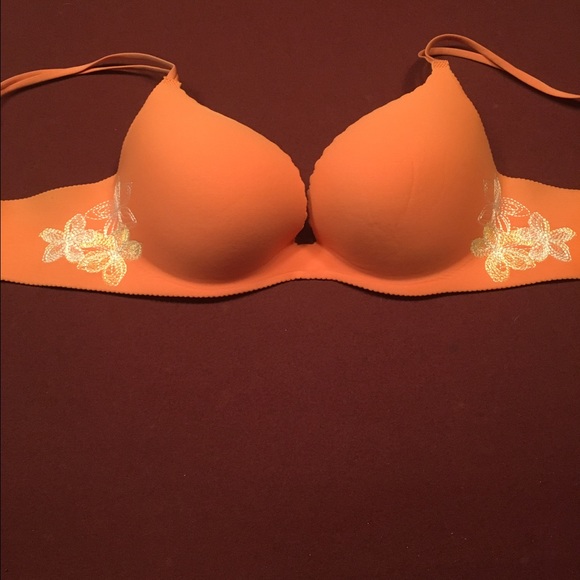 VS push up bra