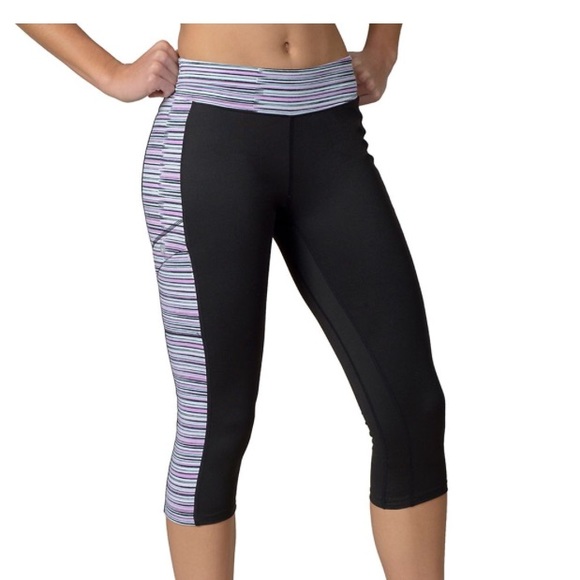 Nwt🏷 Women's SOYBU Toni Capri Yoga Leggings