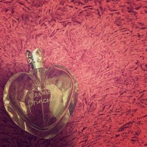 Vera wang perfume