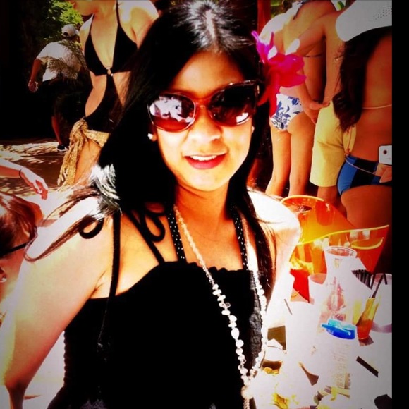 Like this to bookmark my closet - Picture 2 of 2