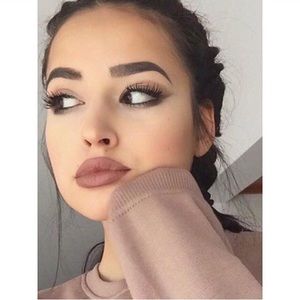 Meet your Posher, Reyna