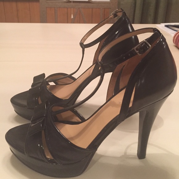 DONATED - Black Nine West T-Strap Platform Heels