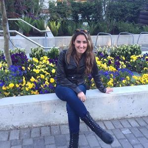 Meet your Posher, Leila