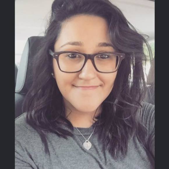 Meet your Posher, Sara