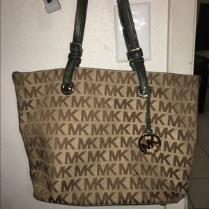 Michael Kors purse