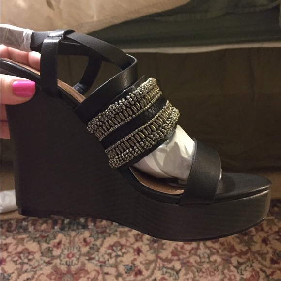 Mules, size 8, New in box. - Picture 2 of 3