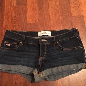 Hollister low-rise denim short-shorts