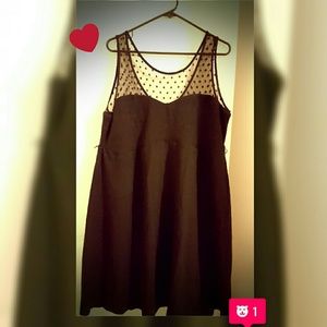 Black sweetheart neckline dress