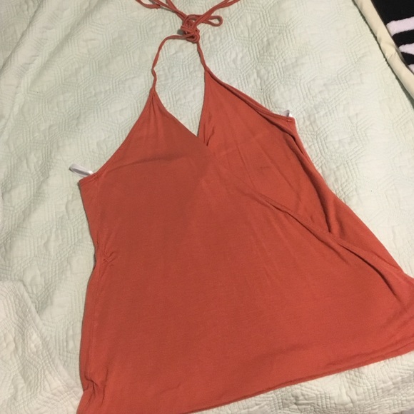 Halter top - Picture 1 of 3