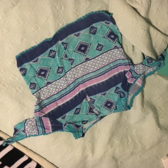 Light blue/blue/turquoise Madonna style top - Picture 2 of 3