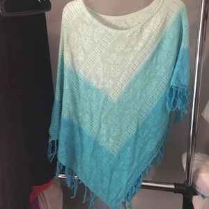 Triangular 3 tone poncho/cover up