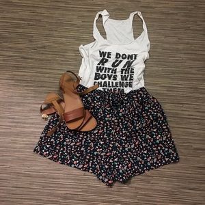 Multicolored high waisted shorts