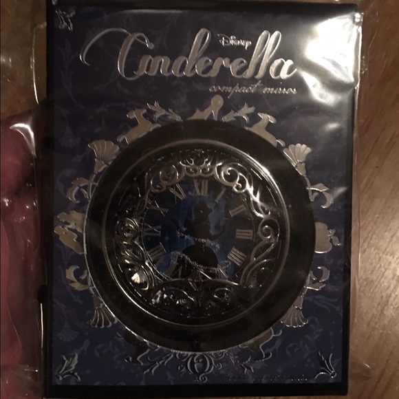 Disneyland exclusive Cinderella mirror
