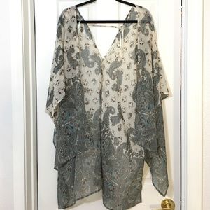 Paisley designed kimono cardigan overthrow