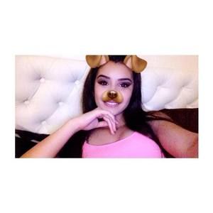 Meet your Posher, Ysela