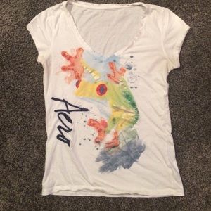 Aerie tee shirt