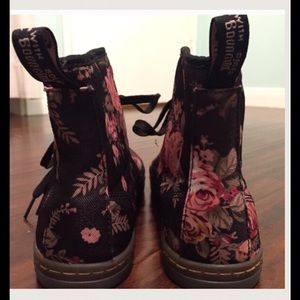 Floral doc martens