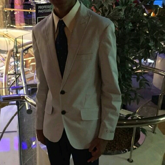 Young mens/boys blazer suit perfect for thin men - Picture 3 of 3