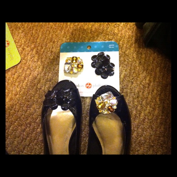 Lindsay Phillips Peep toe flats
