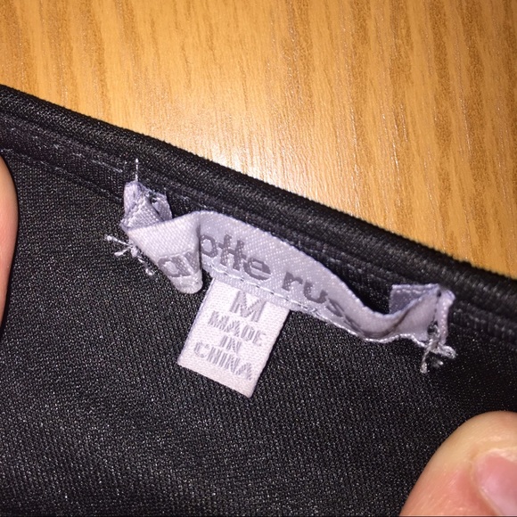 Black crop top - Picture 3 of 3