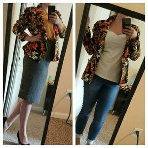 Adorable Forever 21+ Floral Blazer