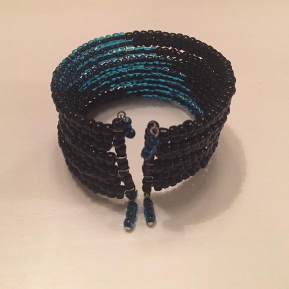 Black and Blue Beaded Cuff Bracelet - Picture 4 of 4