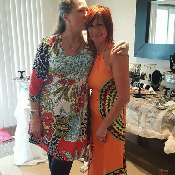 Meet your Posher, Robin - Picture 3 of 8