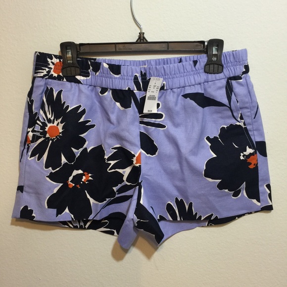 J. Crew Pants - 🆕 J. Crew floral pull on shorts Sz 4 NWT