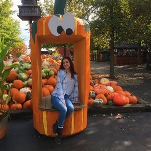 Meet your Posher, Ashley