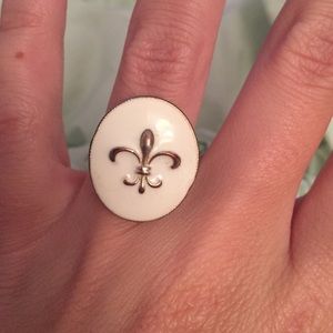 Fleur de Lis white lacquer ring with gold