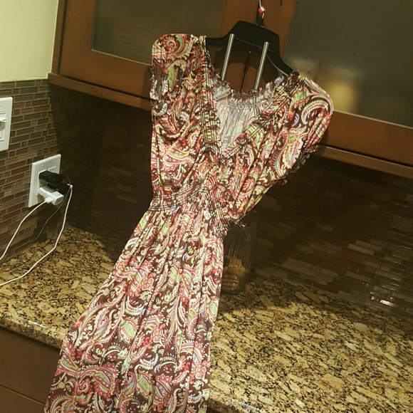 Dress - Picture 2 of 3