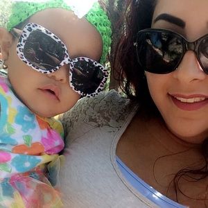 Meet your Posher, Savannah