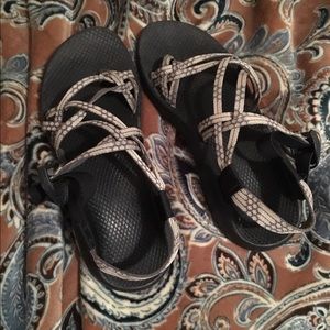 Women's chacos