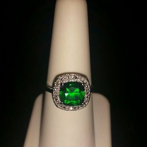 Jewelry in candles reveal jewelry