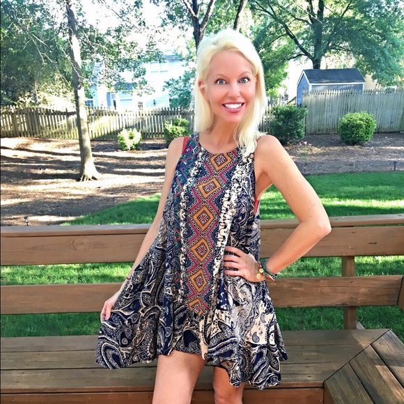 April Spirit Dresses & Skirts - Stunning boho chic hi lo ruffled hem dress! 👠