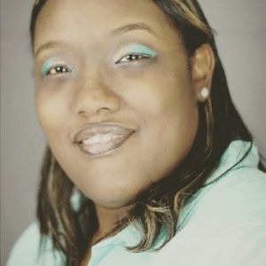 Meet your Posher, Jazmine