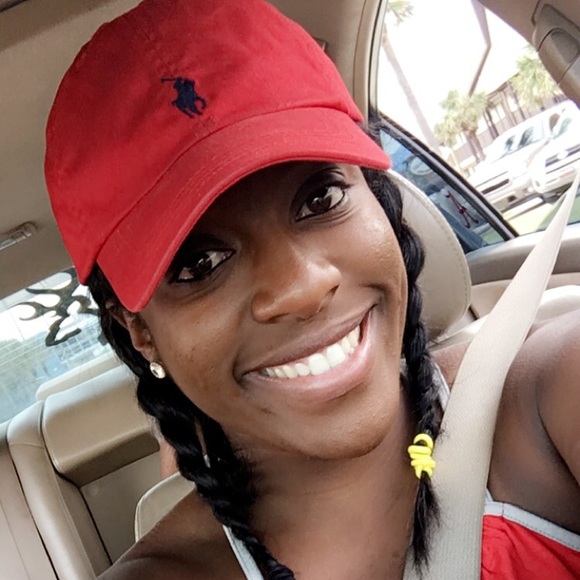 Meet your Posher, Brianna - Picture 1 of 1