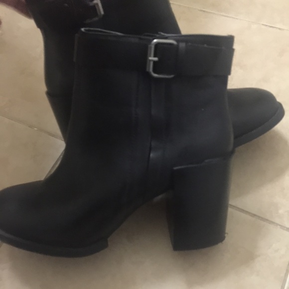 Closet Find 😍😍😍 Forever 21 shoes 💕 - Picture 2 of 2