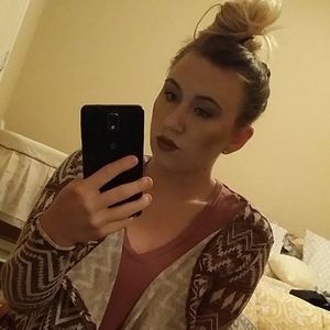 Meet your Posher, Taylor