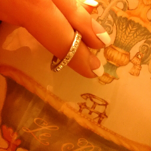 **Sparkling in PARIS GORGEOUS RING**summer Love