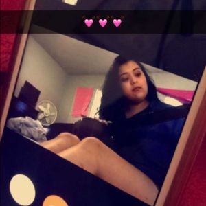 Meet your Posher, Deborah