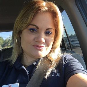 Meet your Posher, Dianelys